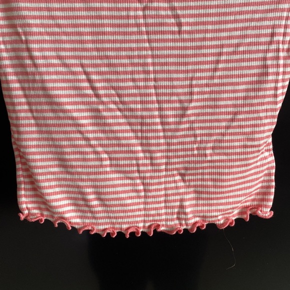 Urban Renewal Cropped Tee - Picture 4 of 5